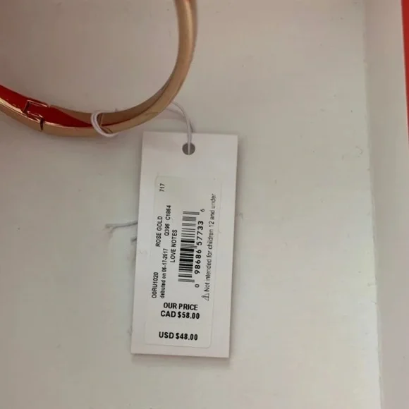 Kate Spade bow bangle. Tag attached, never used, comes with dust bag and box - Picture 4 of 5